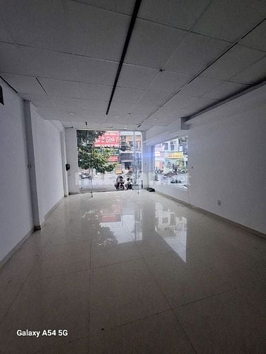 Cho thuê góc 2 mặt tiền Trần Thị Nghỉ, P.7, 40m2, Giá: 18,5 triệu