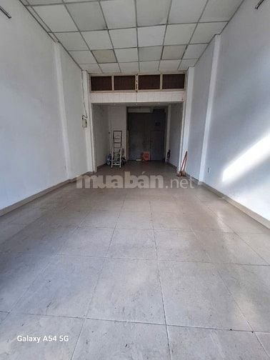 Cho thuê Mặt Bằng MT Nguyễn Oanh, P.10, 48m2. Giá: 18tr