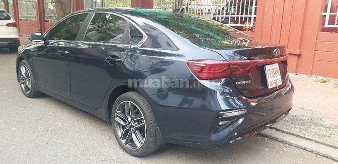 Kia Cerato 2.0 AT premium đời T12/2019 màu xanh đen 1 đời chủ mới 85%