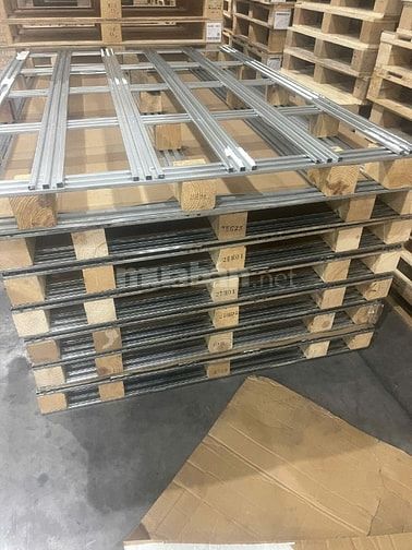 Tìm Đối Tác Sang Nhượng Lô Pallet Sắt- Pallet Gỗ + Ván Ép