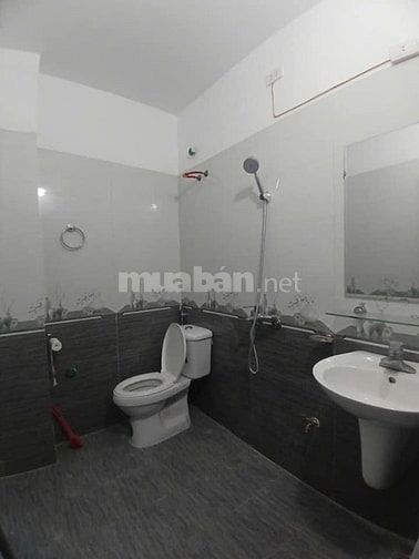 Bán nhà 35.5m2, MT 3,9m, 4 tầng, Giá rẻ nhỉnh hơn 4 tỷ