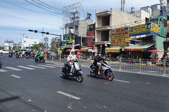 Cho Thuê Nhà Mặt Tiền Mới Nguyễn Xí P.13 Q. Bình Thạnh 