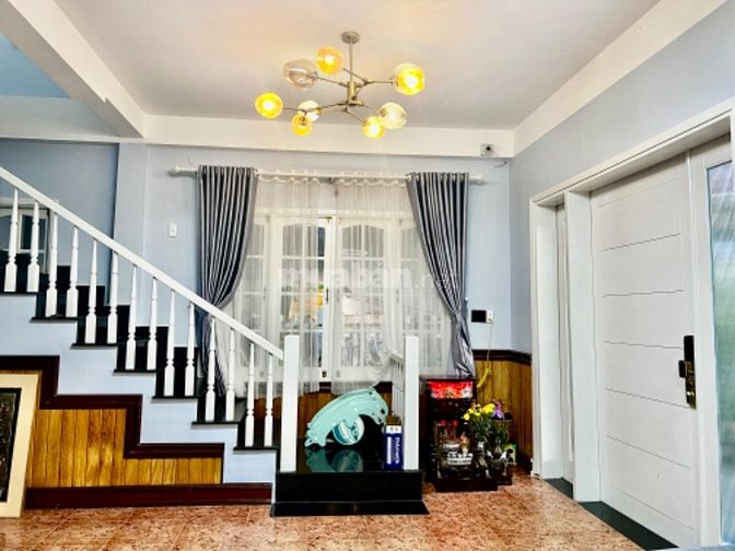 Chính chủ cần bán gấp villa trung tâm Đà Lạt