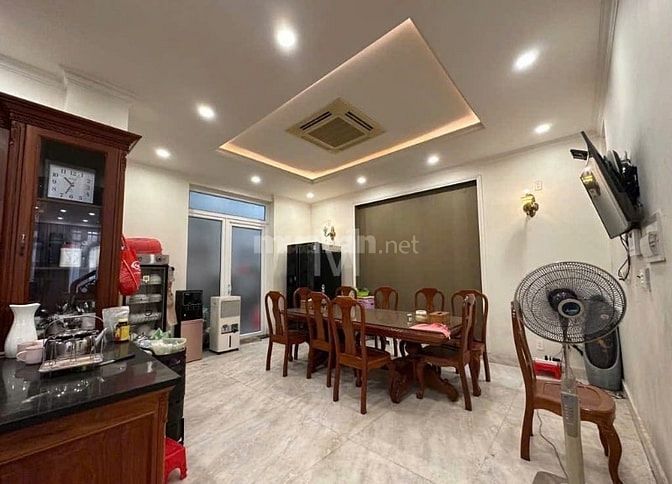 Biệt thự đường Hoa, phường 2, Phú Nhuận. 8x18, 144m2. 5 Tầng - 59 tỷ