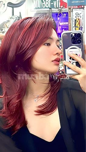 Tuyển thợ phụ làm việc tại PinkyPixie Salon