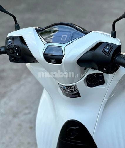 Bán xe honda sh 150 màu Trắng 2021 giá ưu đãi, có hỗ trợ trả góp