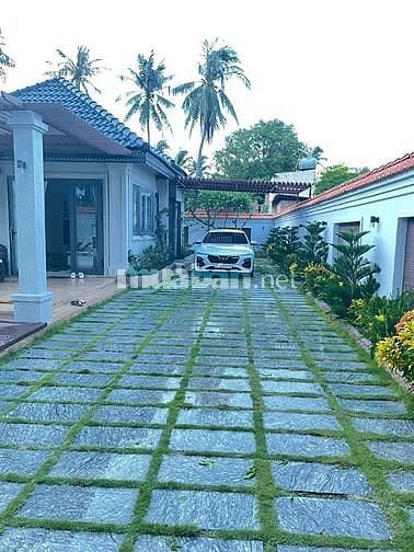  CHÍNH CHỦ BÁN VILLA SÁT BIỂN MŨI NÉ - PHAN THIẾT