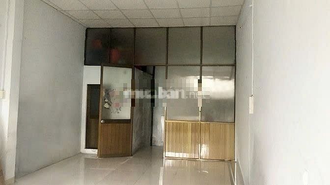 Cho thuê nhà MT Lạc Long Quân P.5 Quận 11 giá 18,5 triệu - 40m2 