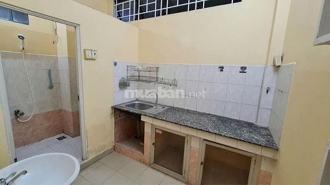 Chung cư Kì Đồng, p9, Quận 3: 55m2, có gác, bancol, nội thất giá 8tr