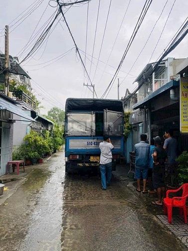 Chủ khóc thét bán gấp nhà ngay chợ chợ gấu tiện ích đầy đủ Giá 700tr 