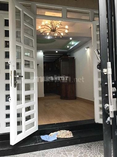 Cho thuê nhà hẻm 4m Dương Bá Trạc P.1 Quận 8 giá 14 triệu - 35m2