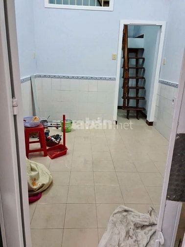 Cho thuê nhà hẻm 4m Vĩnh Khánh P.10 Quận 4 giá 7 triệu - 21m2 