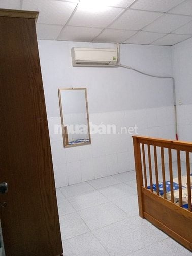 7.5 tr/tháng - Cho thuê nhà riêng 63m2, 3PN, 2WC Phạm Văn Chiêu P13 GV