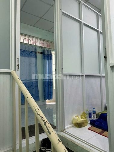 Bán nhà nhỏ sổ Hồng gần chợ Bà Chiểu, Bình Thạnh, 1 lầu, 2,5 tỷ 