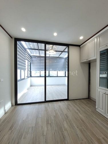 Bán nhà Ngõ 20 Trần Phú 45m2 xây mới thang máy gara ô tô chỉ 11 tỷ.