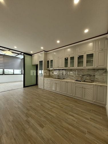 Bán nhà Ngõ 20 Trần Phú 45m2 xây mới thang máy gara ô tô chỉ 11 tỷ.