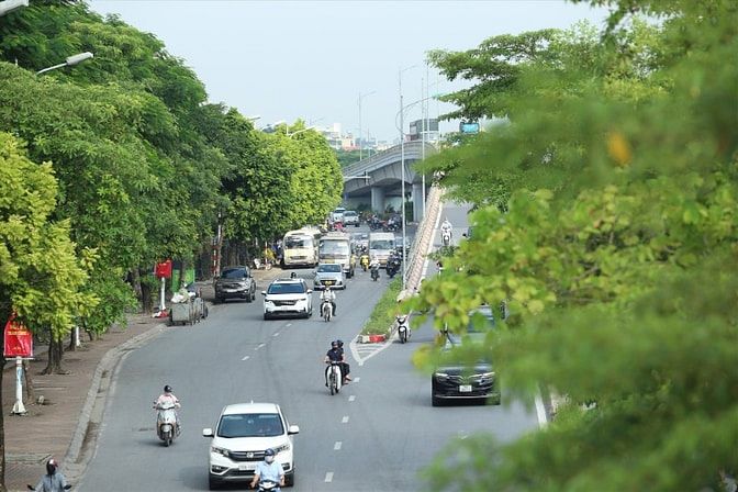 Bán đất Tư Đình, 50m2, MT: 4m, ô tô vào trong đất, cách phố 20m