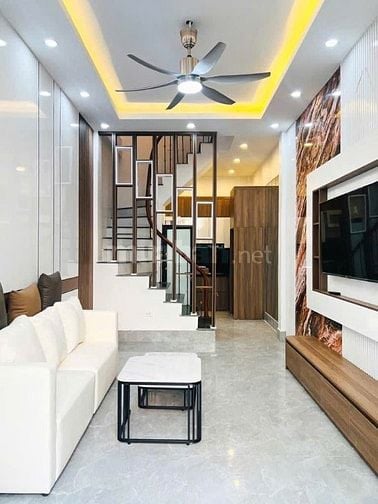 BÁN GẤP! CĂN PHÚ DIỄN - BẮC TỪ LIÊM, 32 M2, 5T, OTO. KD, NHỈNH 5 TỶ