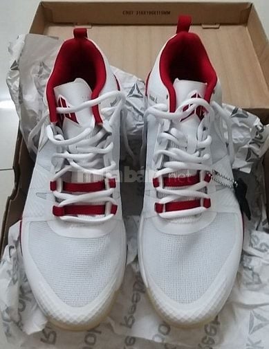 Giày Reebok JJ I (SIZE 41 ) Chưa sài