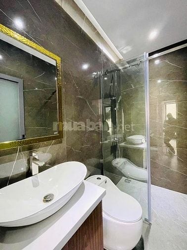 Nhà mới hoàn công đường Nguyễn Oanh, 46m2, sẵn sổ, 1T3L.