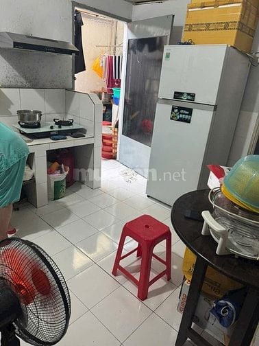 NHÀ DT LỚN , MT ĐƯỜNG HIỆP THÀNH 12 , PHƯỜNG HT , QUẬN - 12