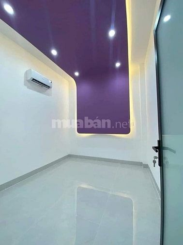 Bán gáp nhà Bình Tây, p.1, Quận 6. Giá 2,56 tỷ/48m2, HXH rộng, SHR