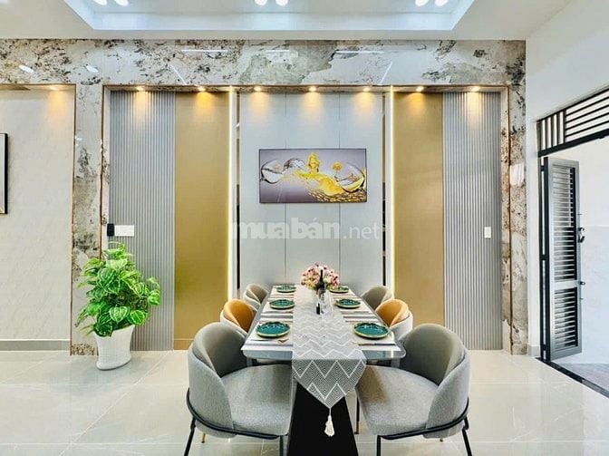 Nhà cho thuê 12tr/tháng. 70m2. Bán 2tỷ350. Lê Quang Định, P1, Gò Vấp. 