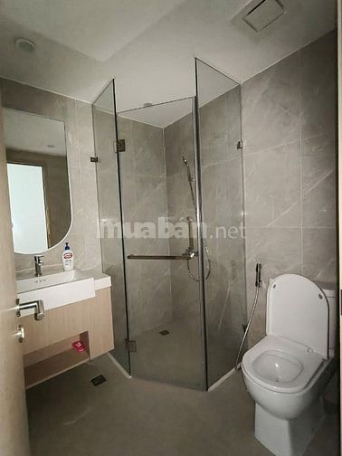 4 tỷ, 72 m2, 2 PN, Bán gấp căn hộ cao cấp Lumiere Boulevard, Quận 9. 