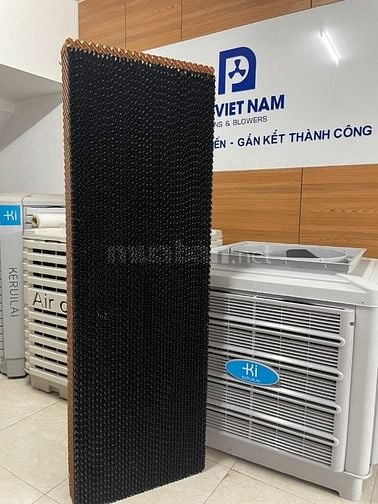 TẤM LÀM MÁT CHỐNG RÊU sử dụng trong trang trại, nhà xưởng