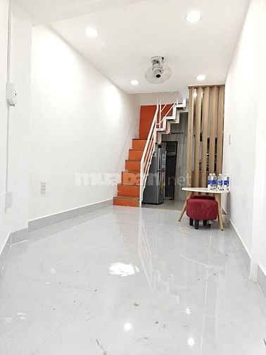 Bán nhà mặt tiền Nguyễn Thị Huỳnh , P8, 12m2 , 2,45tỷ tl 