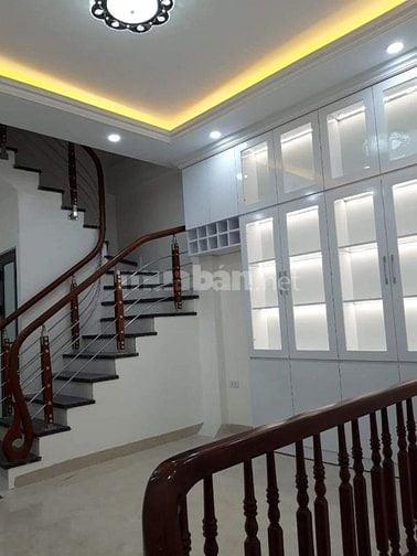 Siêu hiếm. Bán nhà Phố Lê Lợi có gara ô tô mới đẹp,  46m2 chỉ 9,2 tỷ.