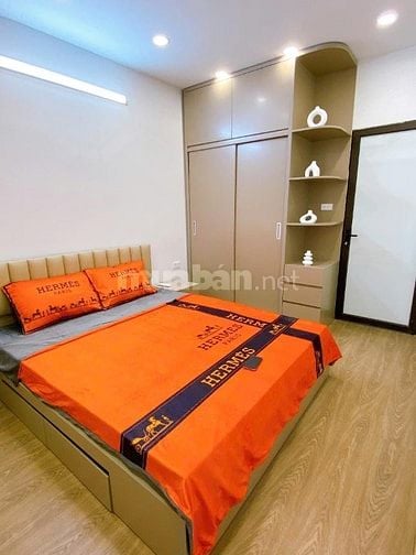 Nhà Đẹp Gần Đường Ô TÔ Thọ Lão, Hai Bà Trưng 22m, 5 tầng, giá 5.98 tỷ 