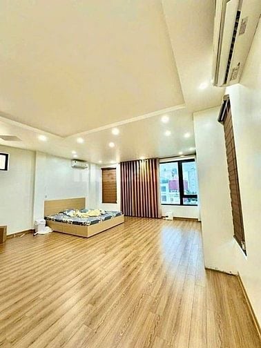 Mặt phố Trung Yên 11, 65m2*6T, MT8m, lô góc 2 mặt vỉa hè, kinh doanh