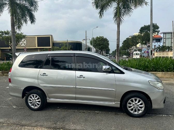 Toyota Innova 2014 MT bản E máy xăng