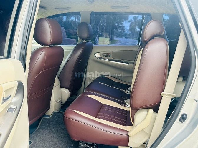 Toyota Innova 2014 MT bản E máy xăng