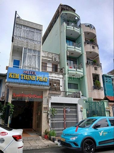 24,5 tỷ sở hữu nhà MT Cao Đạt với DT đất 100m2 cấu trúc 3 tầng