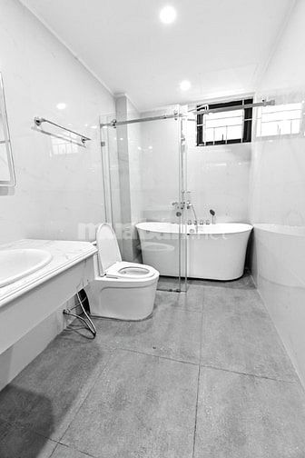 Bán nhà Văn Quán có thang máy gara ô tô, mới đẹp,  50m2 chỉ 11 tỷ.