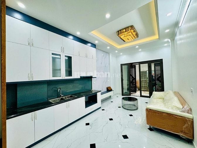 HIẾM! NHÀ MỚI TINH 5 TẦNG, 37M2 THANG MÁY PHỐ PHAN KẾ BÍNH CHỈ 7,5 TỶ