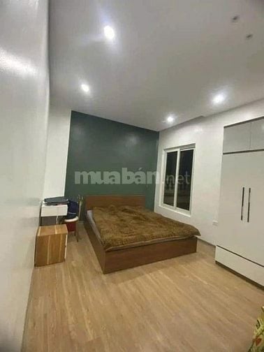 HIẾM CÓ,PHỐ DỊCH VỌNG 6,05 TỶ NHÀ 40M2x4 TẦNG, GẦN Ô TÔ, 