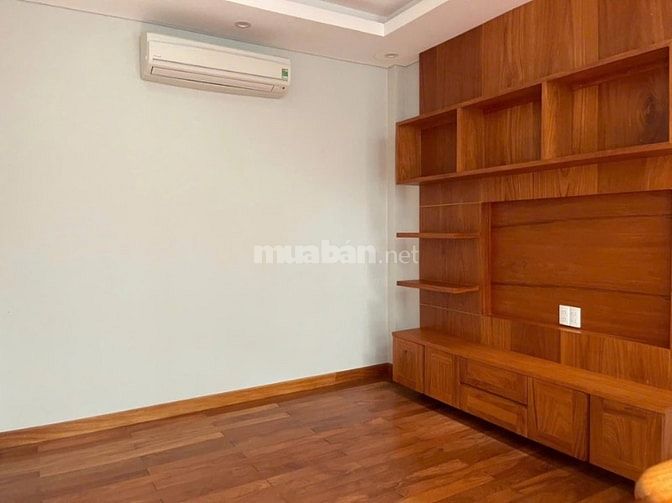 Bán nhà 5 tầng mặt tiền Hoa Đào, Phú Nhuận. 8x18m, có Hầm. Chỉ 59 tỷ 