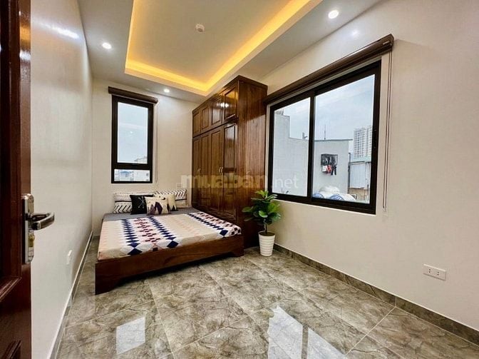 Bán nhà Lê Lợi có gara ô tô mới đẹp, thang máy, sổ đỏ 56m2 chỉ 12 tỷ.