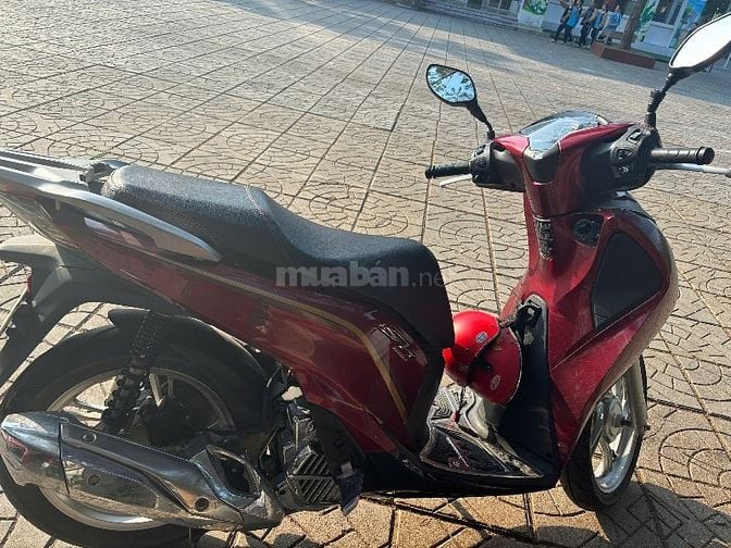 Chính chủ bán gấp xe máy Honda SH125