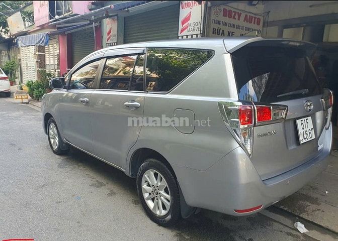 Chính chủ bán:Toyota Innova 2016 2.0E Mẫu 2017