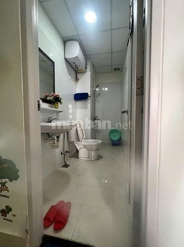 Chung cư Carillon 2, Trịnh Đình Thảo, TP: 69m2, 2p ngủ, 2wc 9tr/th