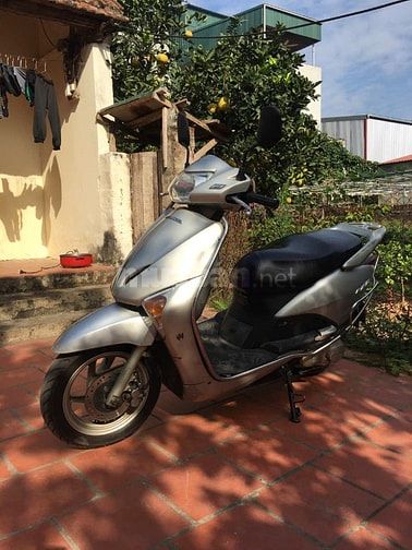 Bán xe máy Honda Lead 2013 màu bạc, biển Hà Nội, xe tốt.