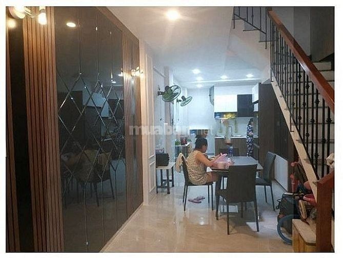 3lầu (3,5x16,8=58,8m2) t.kế đẹp khu cao cấp Nguyễn Thị Minh Khai,Quận1