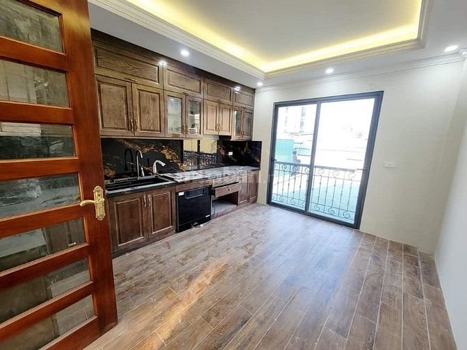 Bán nhà mặt phố Giáp Bát,Hoàng Mai. 51m² chỉ 17 tỷ 