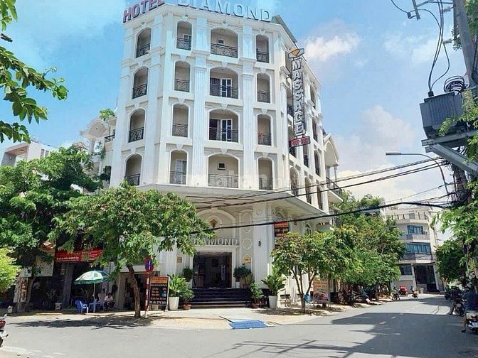 Chính chủ gửi bán Khách sạn Diamond Hotel mặt tiền 2 Đường Số 85, Q7