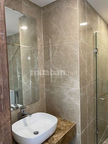 Bán căn hộ park legend 251 Hoàng Văn Thụ 113.9m2 3pn,3wc giá 9.2 tỷ