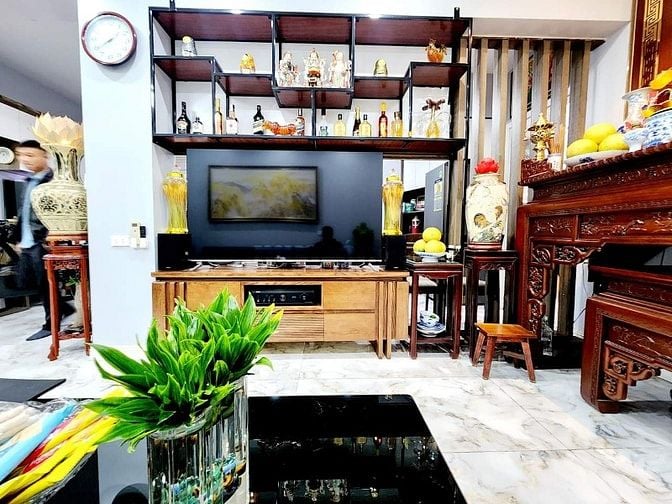 BÁN CĂN HỘ TẬP THỂ PHỐ VĨNH PHÚC BA ĐÌNH 100M2 3 NGỦ 